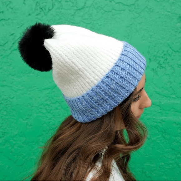 NWT - Shiraleah Faux Fur Pom-Pom Beanie - Cream and Blue Colorblock - Picture 4 of 4